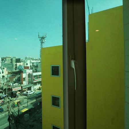 Hotel Sky Wood At Airport New Delhi Extérieur photo