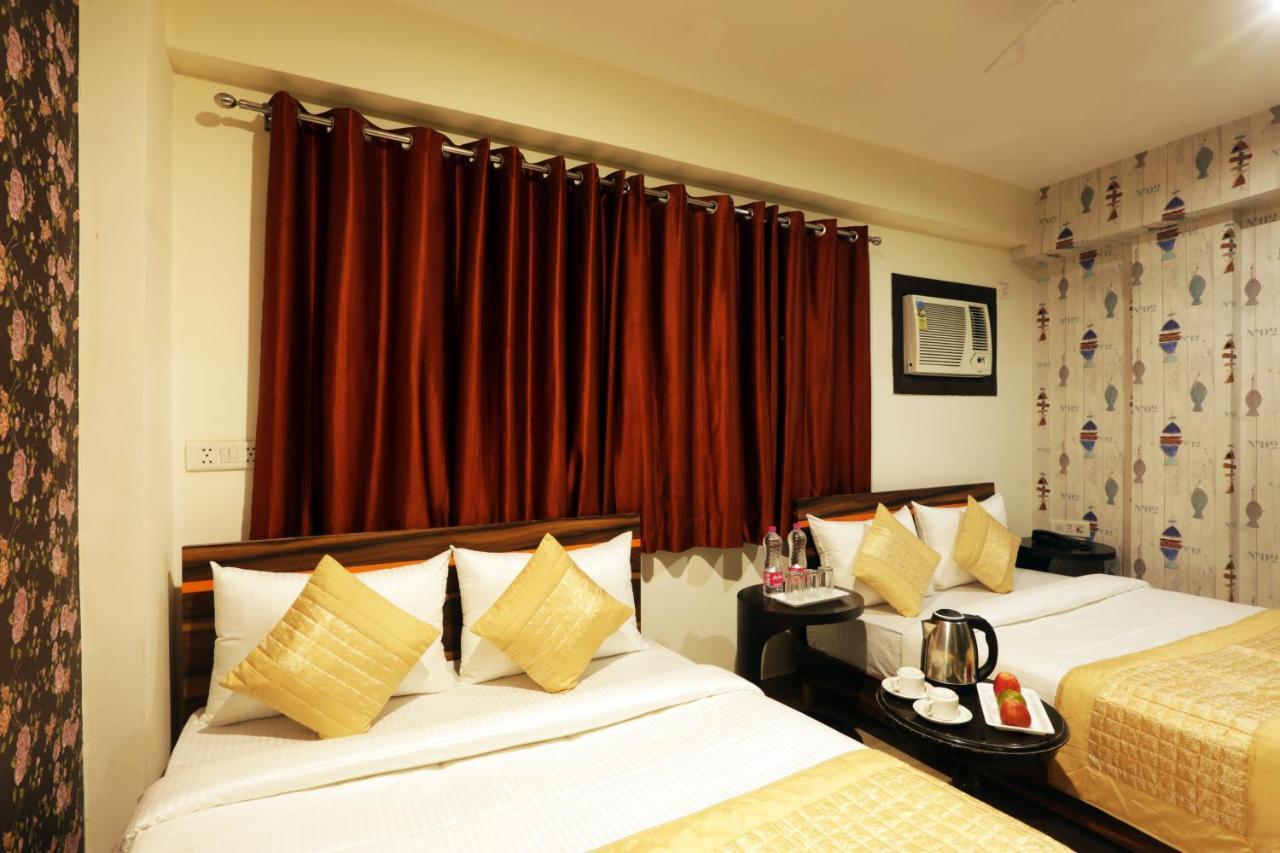 Hotel Sky Wood At Airport New Delhi Extérieur photo