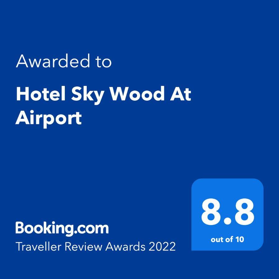 Hotel Sky Wood At Airport New Delhi Extérieur photo